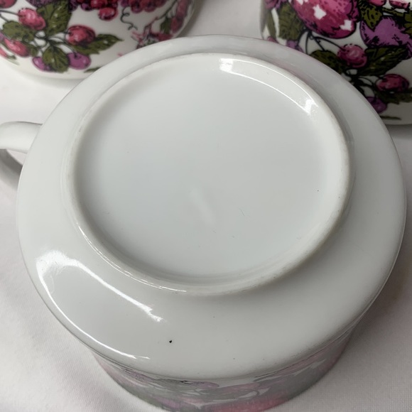 Beautiful vintage set of 6 green, plum & pink Enesco Japan soup mugs with fruits - Picture 7 of 8